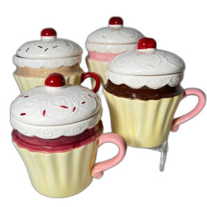 NEW Pfaltzgraff Set of 4 Red Velvet Cupcake Mugs/Lids TrinketBox 5 1/2" #5078302